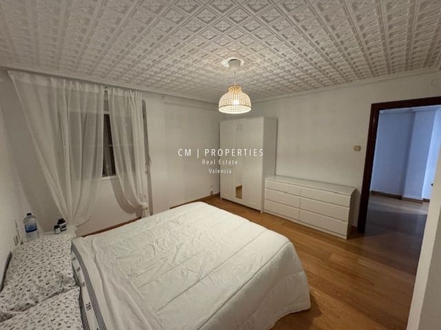 3 sypialnia Mieszkanie do wynajęcia w En Corts, Miasto Walencja - 1 450 € (Ref: 9013070)