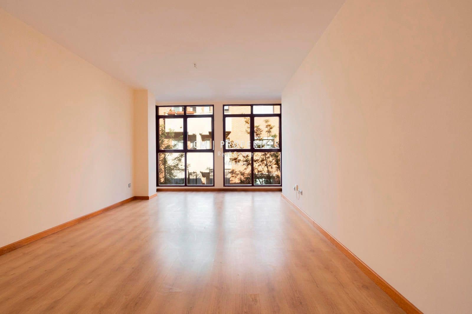 3 soveværelse Lejlighed til leje i Valencia by - € 1.500 (Ref: 9022206)