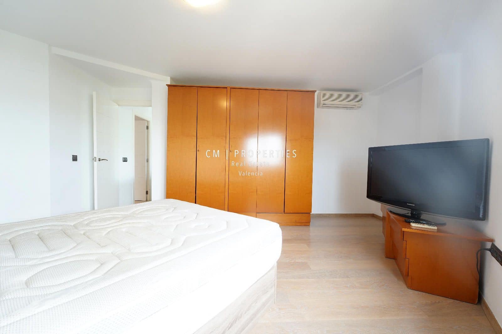 2 soveværelse Lejlighed til leje i Valencia by - € 1.100 (Ref: 9027217)