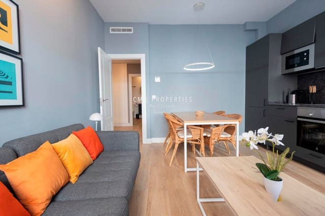 3 soveværelse Lejlighed til leje i L'Eixample, Valencia by - € 2.100 (Ref: 9041220)