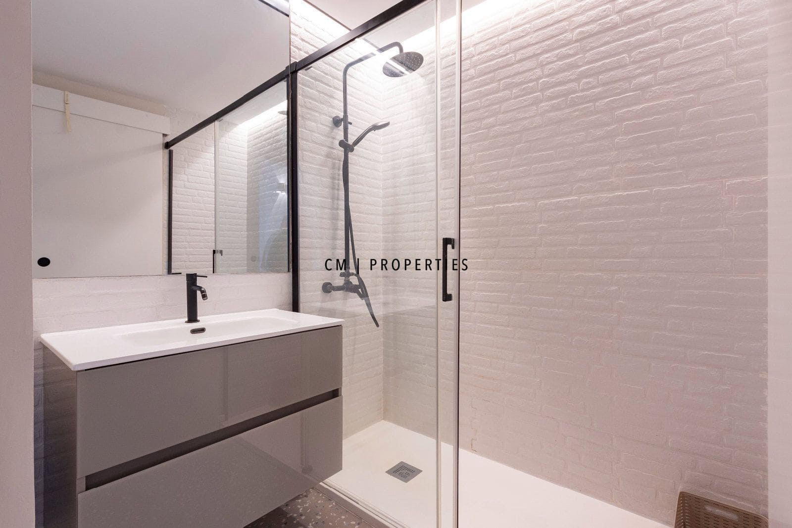 2 slaapkamer Flat te huur in Valencia stad - € 1.400 (Ref: 9051384)