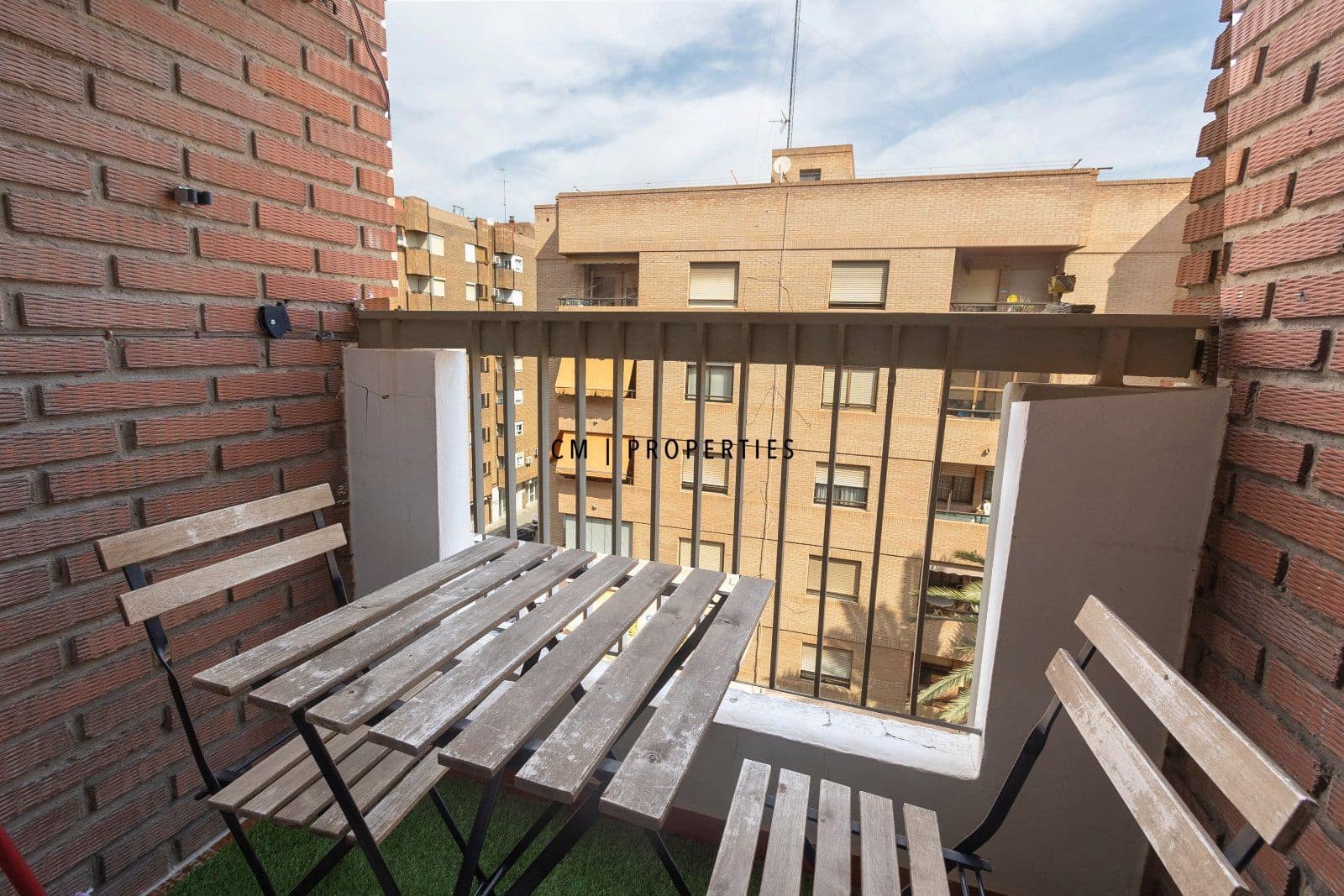 2 slaapkamer Flat te huur in Valencia stad - € 1.400 (Ref: 9051384)