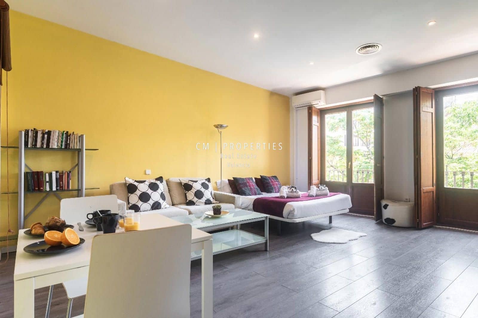 Lejlighed til leje i Valencia by - € 1.200 (Ref: 9061522)