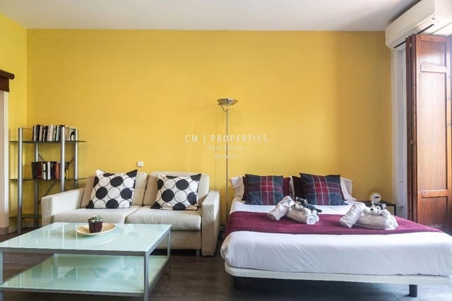 Lejlighed til leje i El Mercat, Valencia by - € 1.300 (Ref: 9061522)
