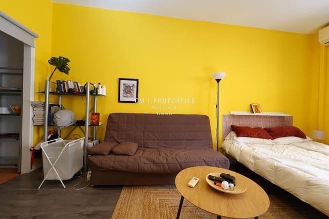 Lejlighed til leje i Ciutat Vella, Valencia by - € 1.200 (Ref: 9061522)
