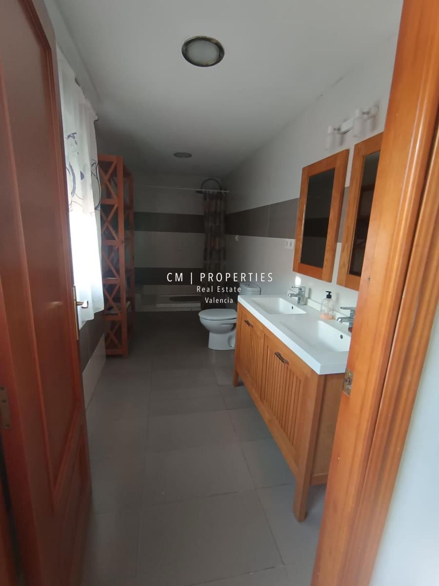 4 sypialnia Willa na sprzedaż w Lliria z basenem garażem - 265 000 € (Ref: 9066584)