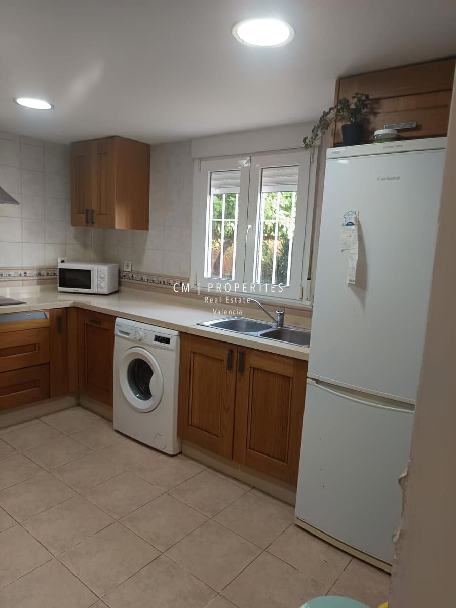 4 sypialnia Willa na sprzedaż w Lliria z basenem garażem - 265 000 € (Ref: 9066584)