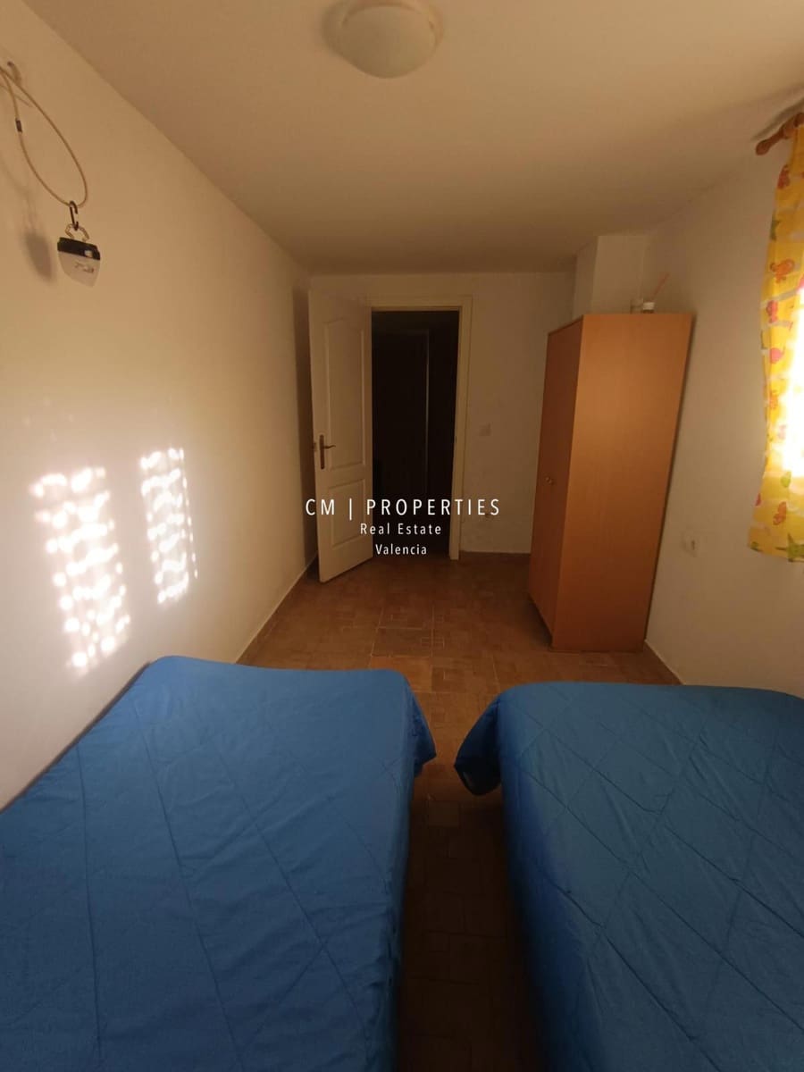 4 sypialnia Willa na sprzedaż w Lliria z basenem garażem - 265 000 € (Ref: 9066584)