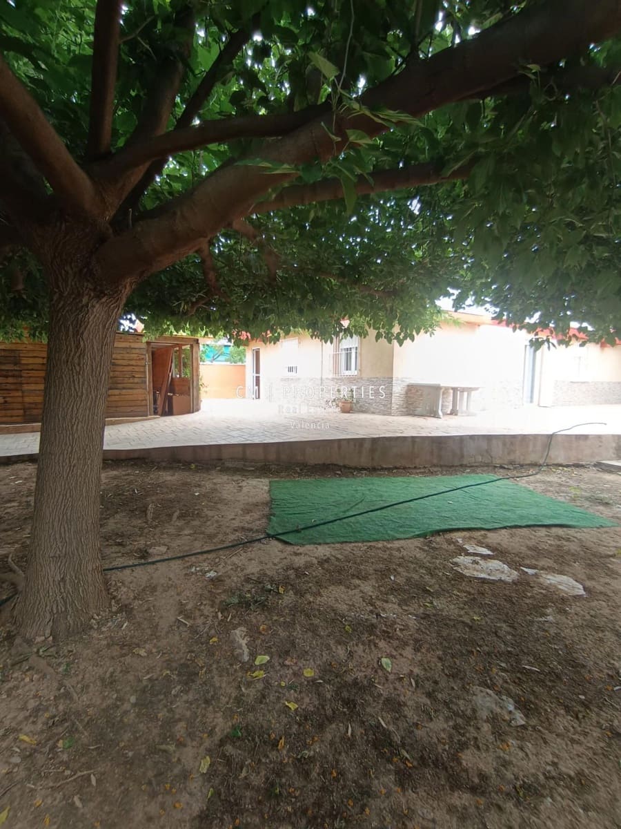 4 sypialnia Willa na sprzedaż w Lliria z basenem garażem - 265 000 € (Ref: 9066584)