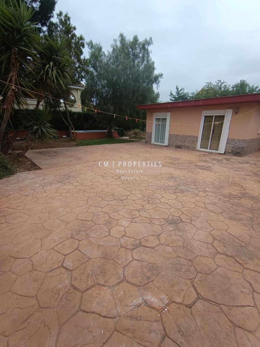 4 sypialnia Willa na sprzedaż w Lliria z basenem garażem - 265 000 € (Ref: 9066584)