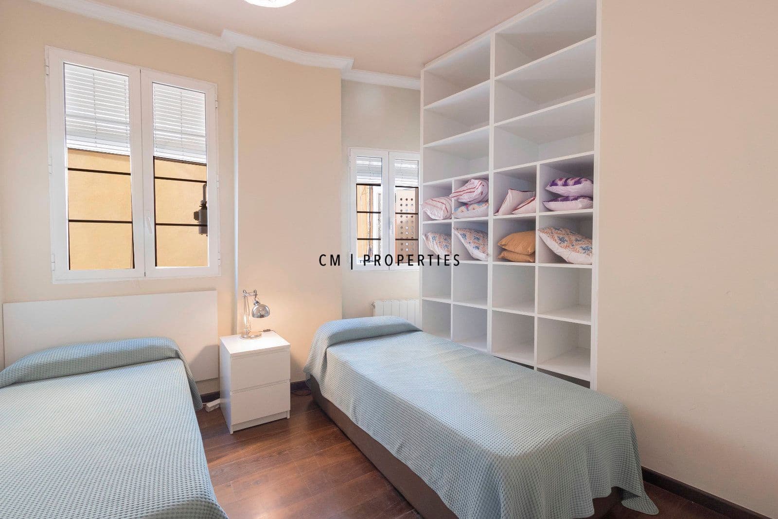 Penthouse de 3 chambres à louer à Valence ville avec piscine - 3 200 € (Ref: 9066586)