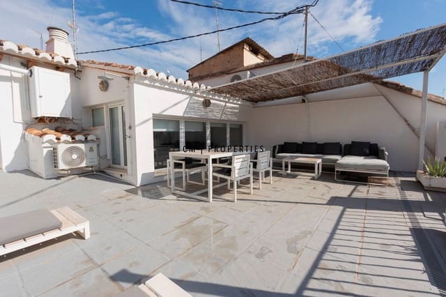 Penthouse de 3 chambres à louer à Valence ville avec piscine - 3 200 € (Ref: 9066586)