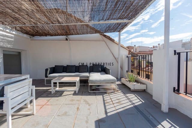 Penthouse de 3 chambres à louer à Valence ville avec piscine - 3 200 € (Ref: 9066586)