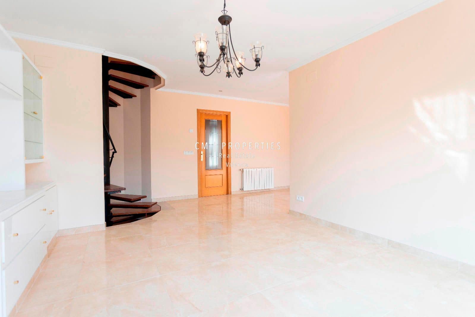 4 soveværelse Byhus til salg i Betera med swimmingpool garage - € 352.000 (Ref: 9074329)