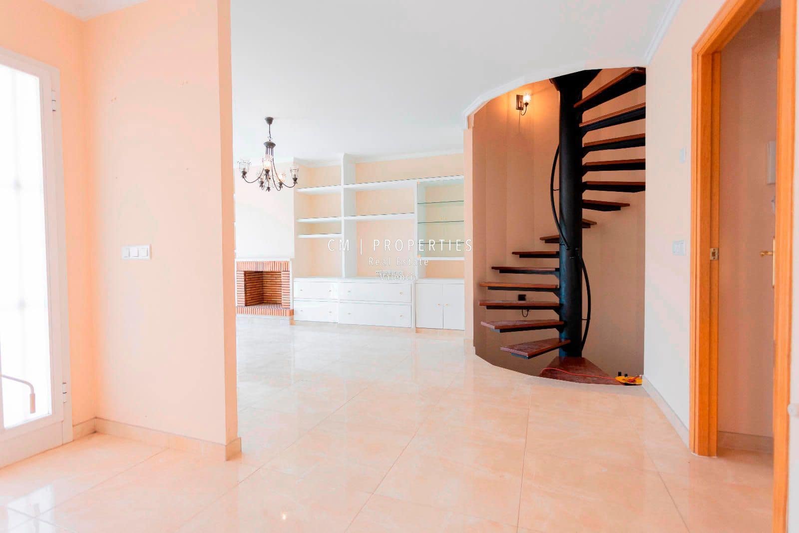 4 soveværelse Byhus til salg i Betera med swimmingpool garage - € 352.000 (Ref: 9074329)