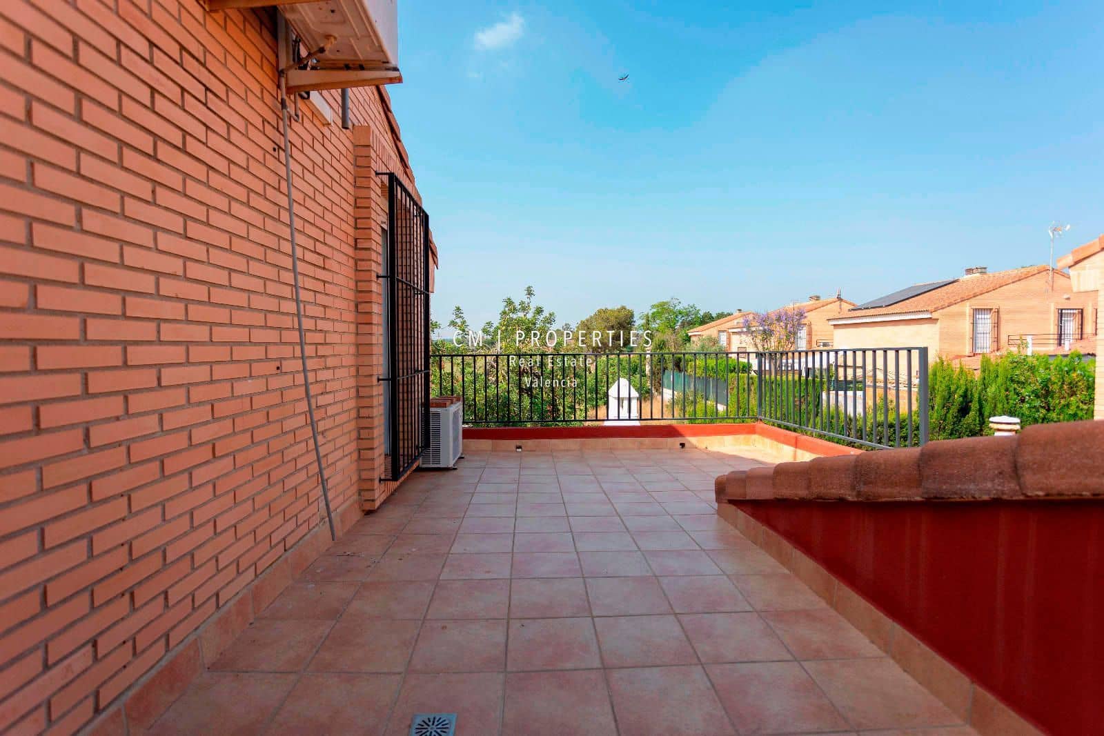 4 soveværelse Byhus til salg i Betera med swimmingpool garage - € 352.000 (Ref: 9074329)