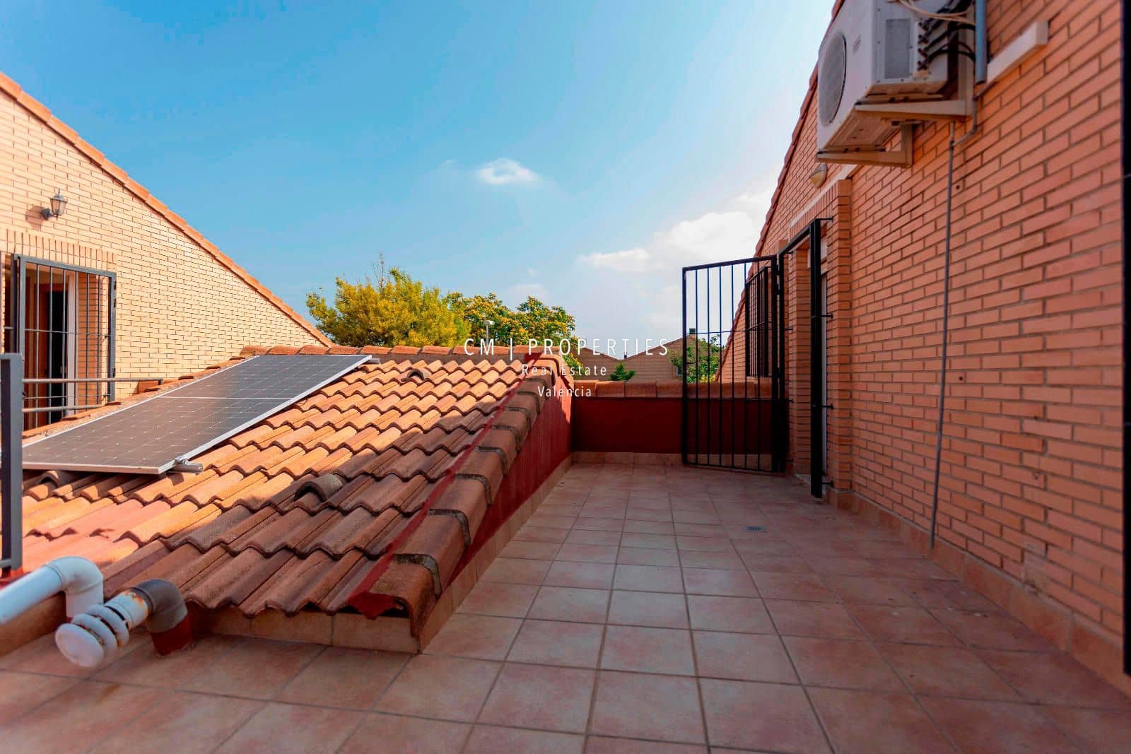 4 soveværelse Byhus til salg i Betera med swimmingpool garage - € 352.000 (Ref: 9074329)