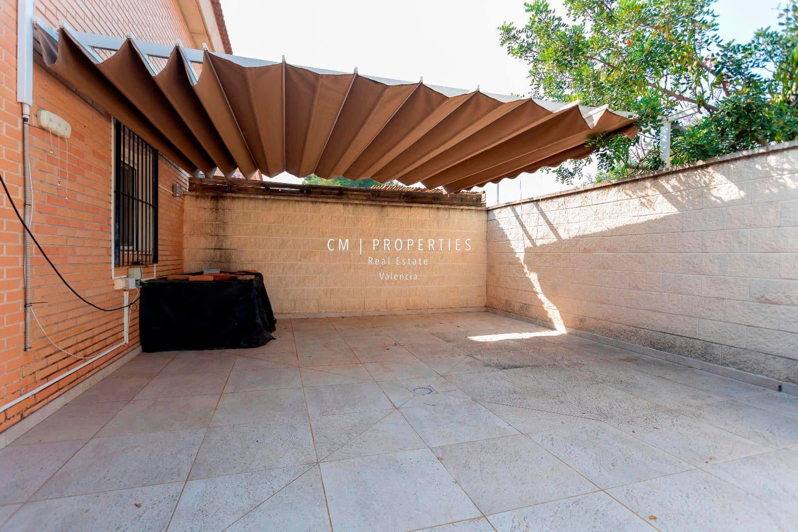 4 soveværelse Byhus til salg i Betera med swimmingpool garage - € 352.000 (Ref: 9074329)