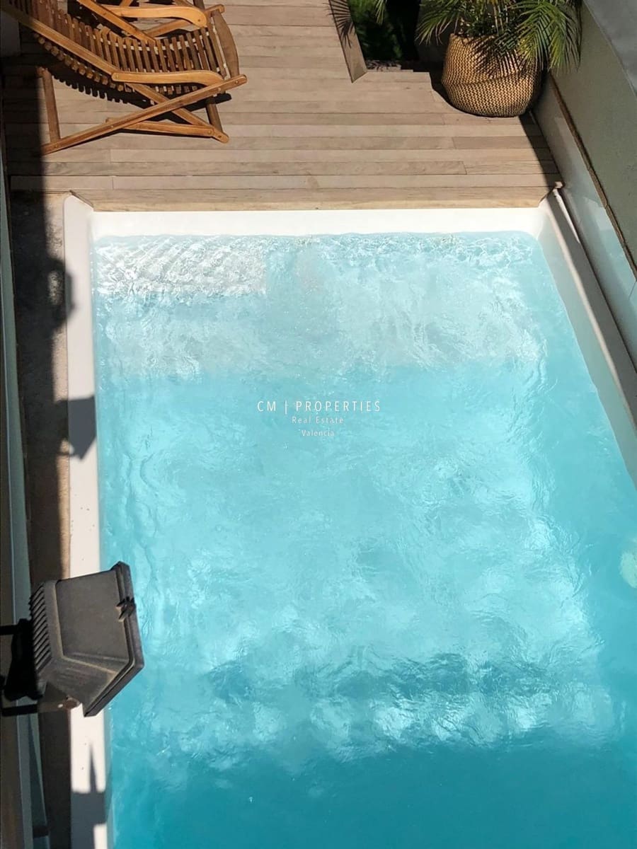 6 soveværelse Byhus til salg i Valencia by med swimmingpool - € 990.000 (Ref: 9076547)