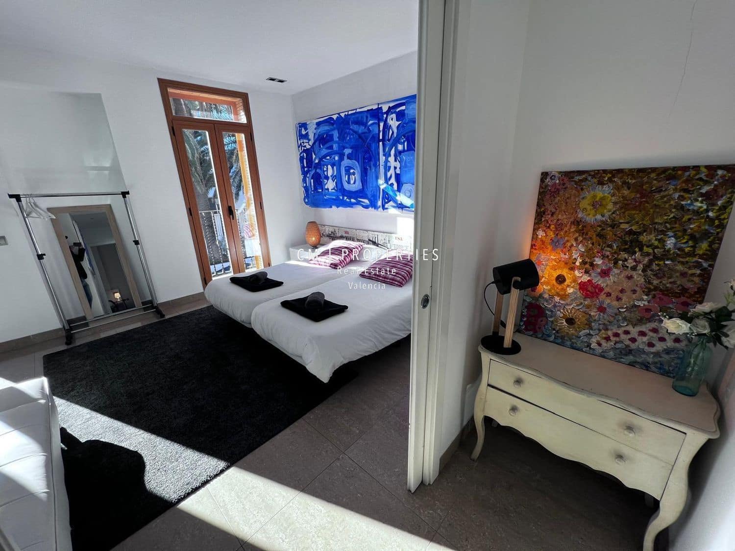 6 soveværelse Byhus til salg i Valencia by med swimmingpool - € 990.000 (Ref: 9076547)