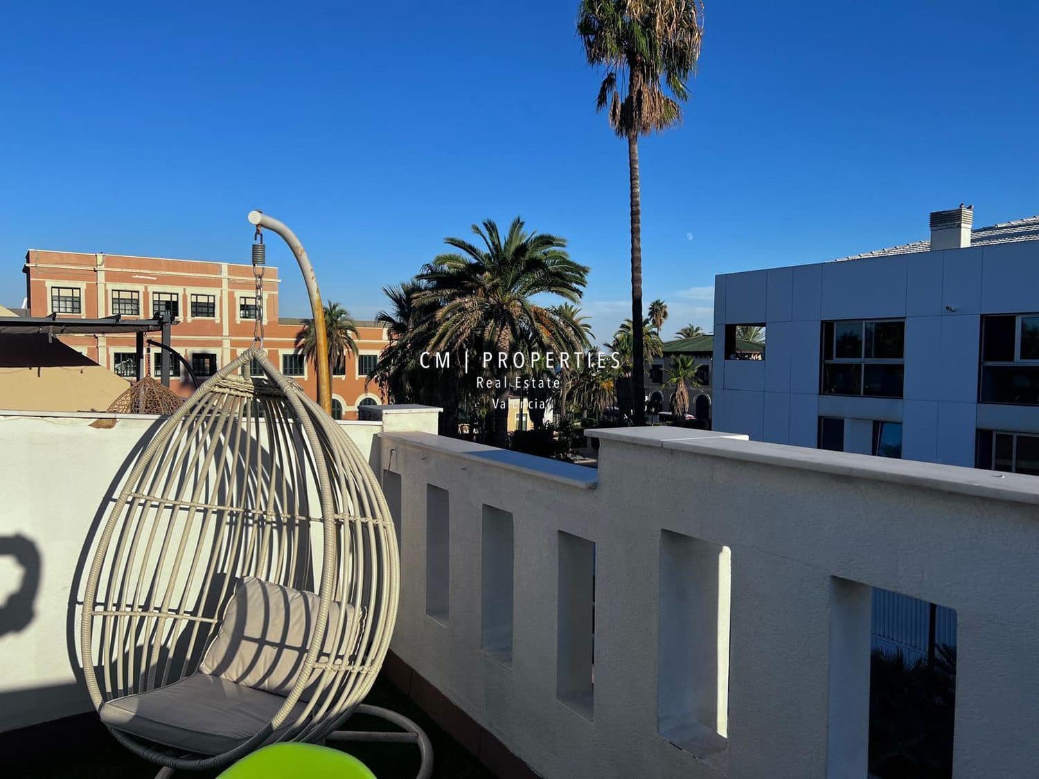 6 soveværelse Byhus til salg i Valencia by med swimmingpool - € 990.000 (Ref: 9076547)