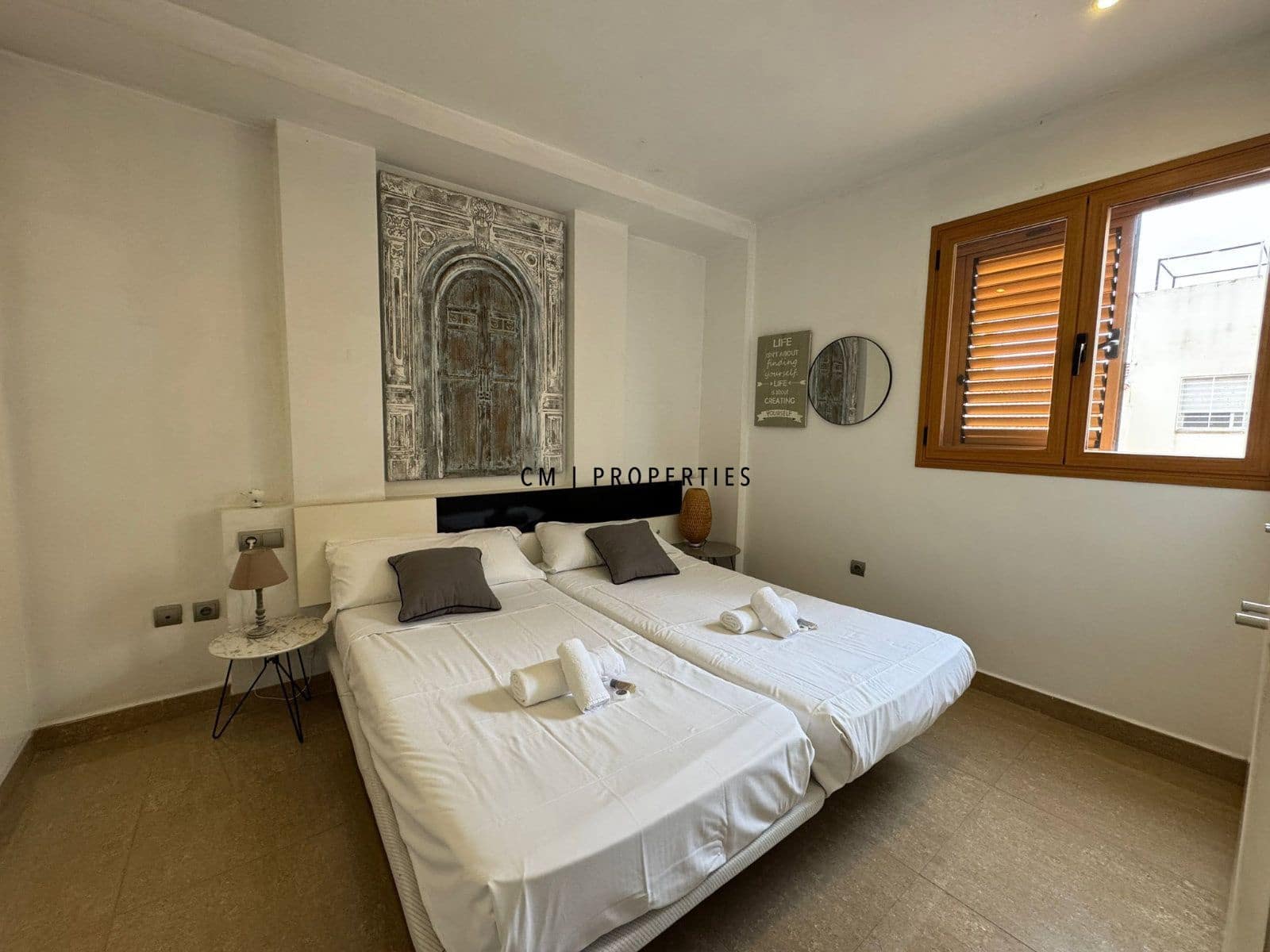 6 soveværelse Byhus til salg i Valencia by med swimmingpool - € 990.000 (Ref: 9076547)