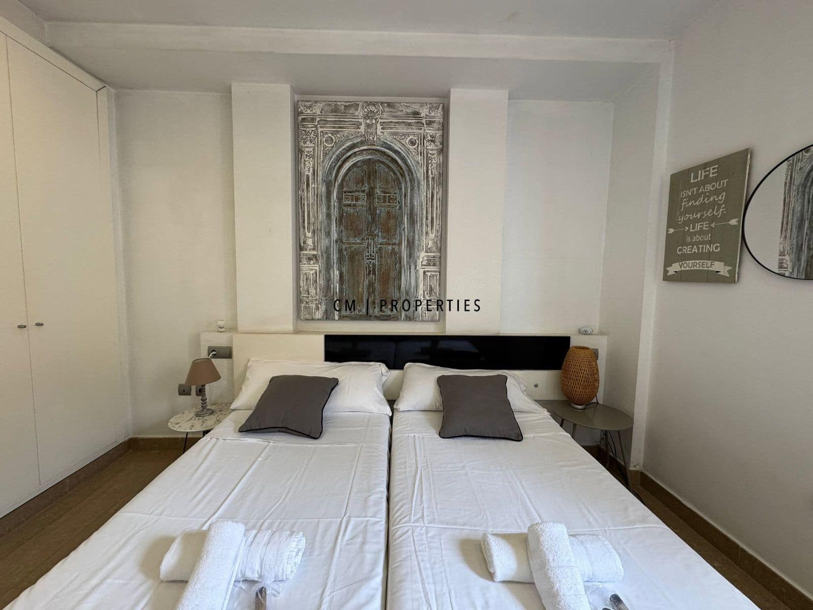 6 soveværelse Byhus til salg i Valencia by med swimmingpool - € 990.000 (Ref: 9076547)