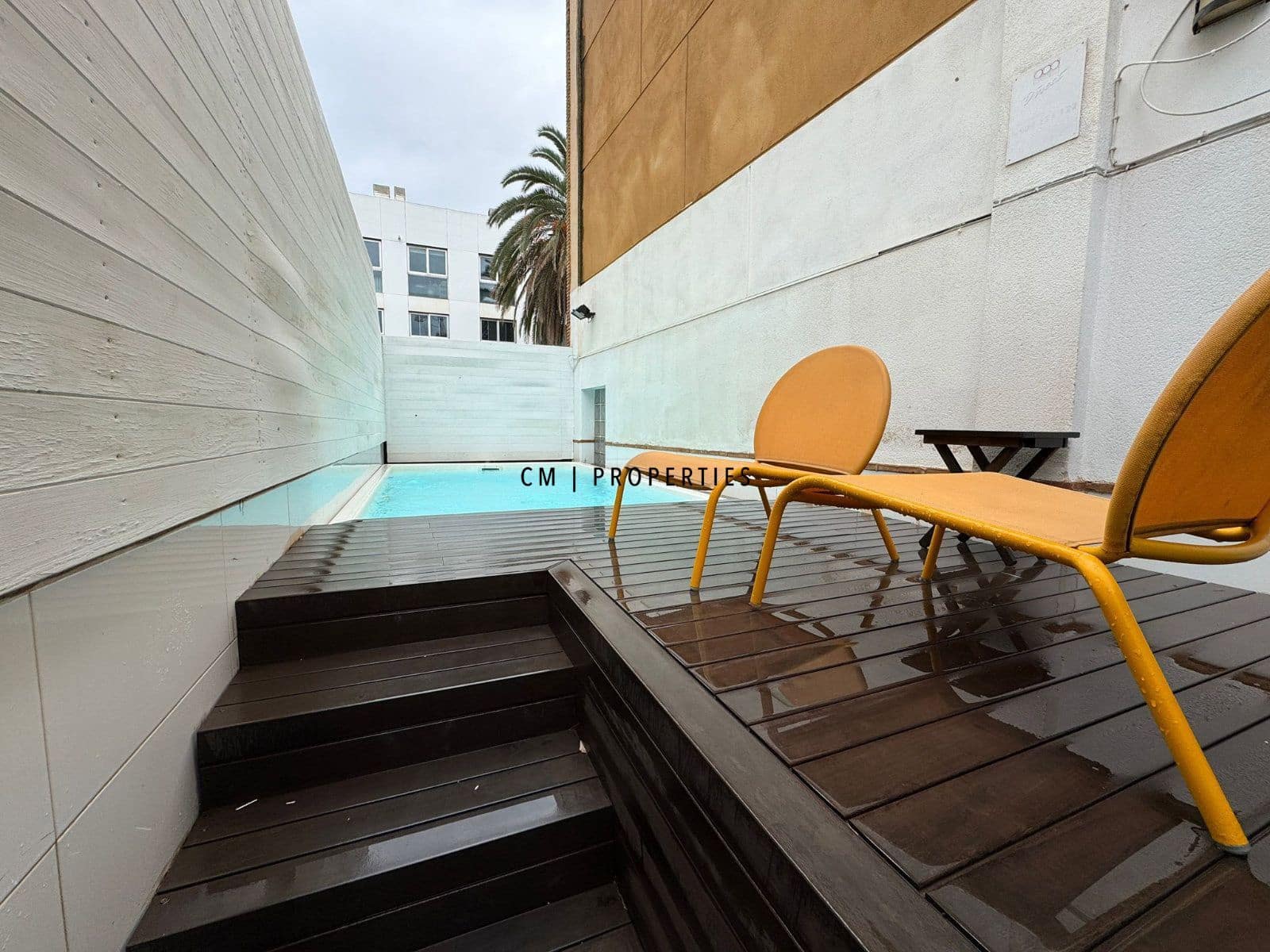 6 soveværelse Byhus til salg i Valencia by med swimmingpool - € 990.000 (Ref: 9076547)