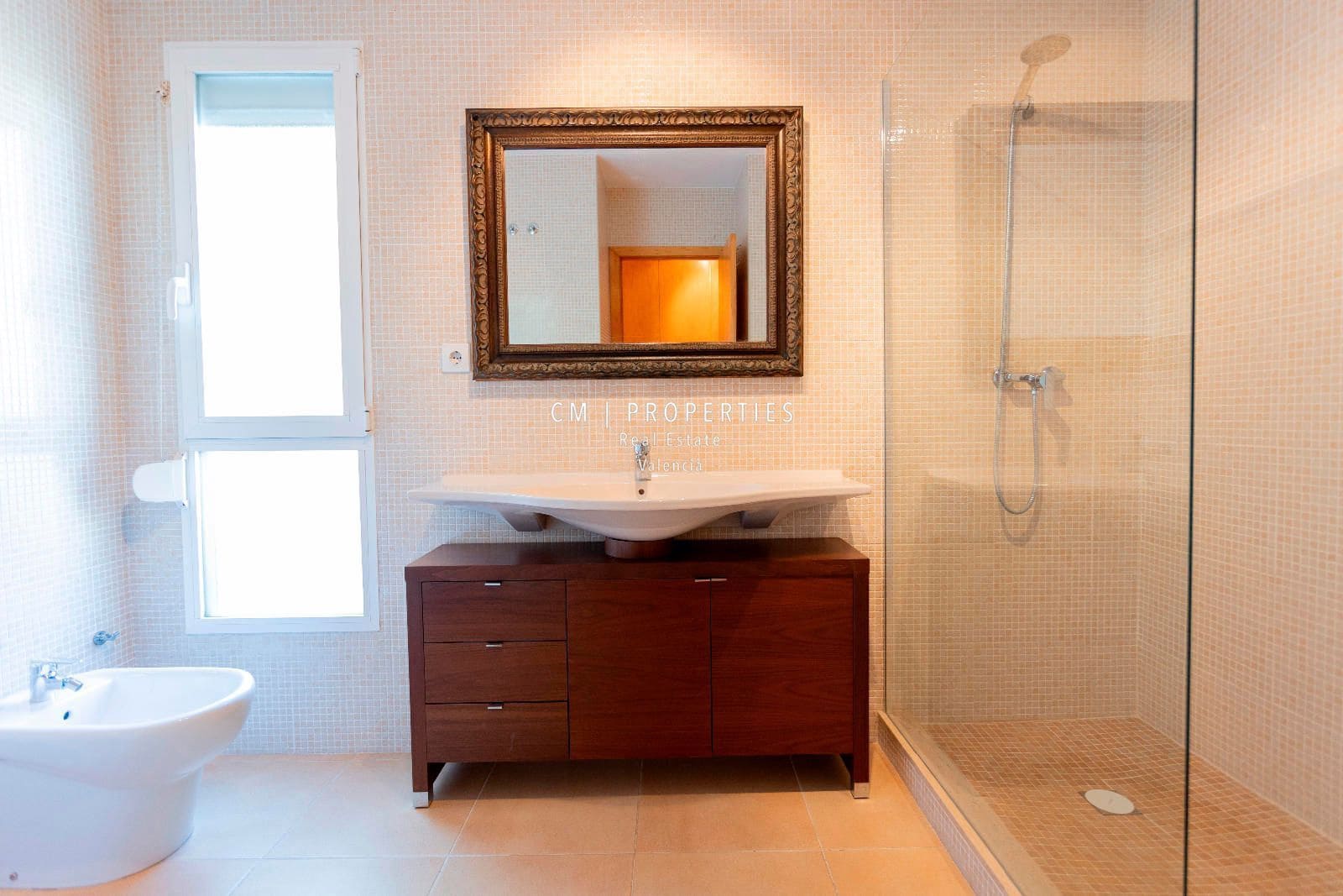 4 soveværelse Penthouse til leje i Betera med swimmingpool garage - € 2.750 (Ref: 9077082)