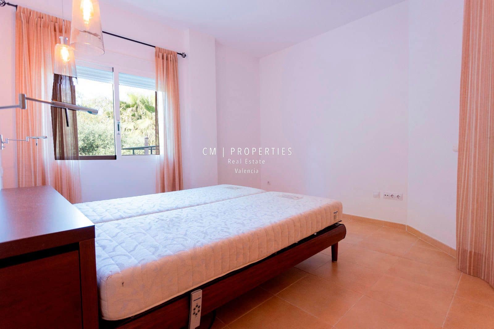 4 soveværelse Penthouse til leje i Betera med swimmingpool garage - € 2.750 (Ref: 9077082)