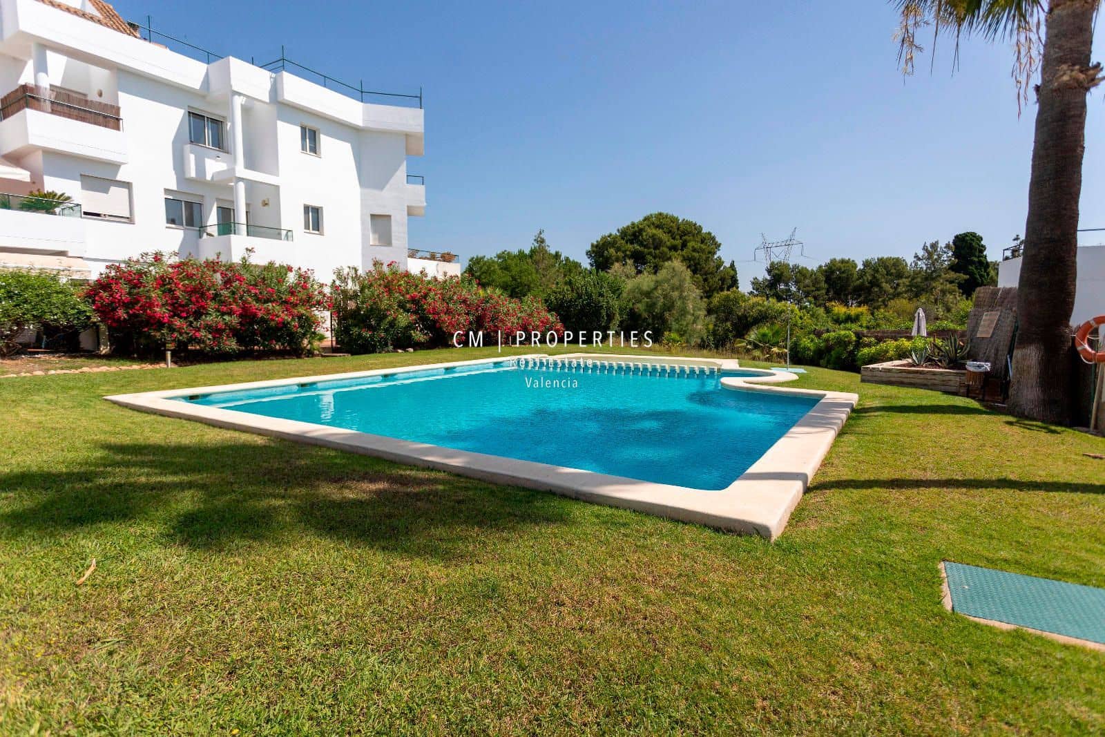 4 soveværelse Penthouse til leje i Betera med swimmingpool garage - € 2.750 (Ref: 9077082)