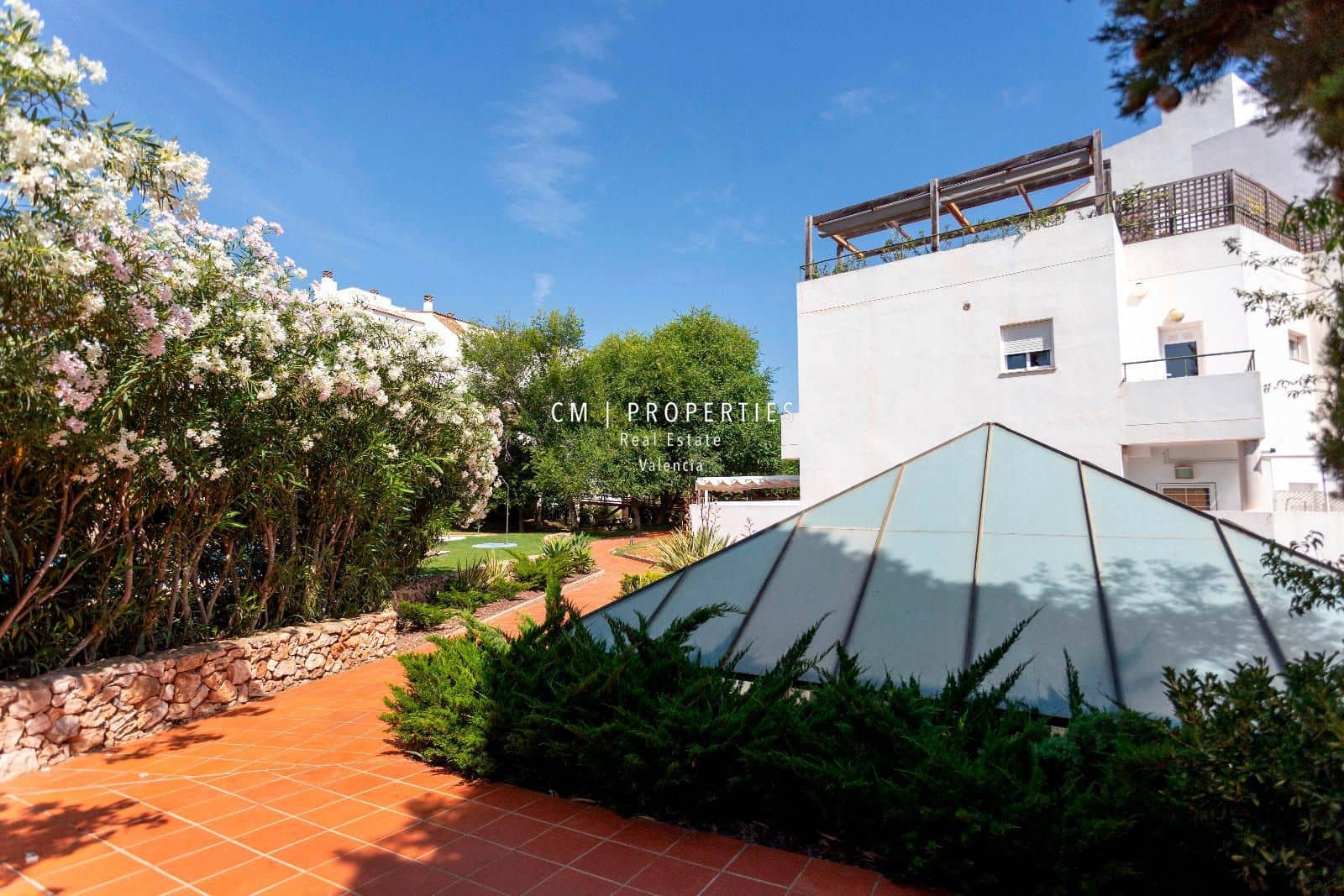 4 soveværelse Penthouse til leje i Betera med swimmingpool garage - € 2.750 (Ref: 9077082)