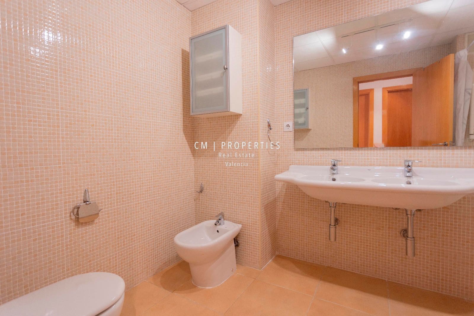 4 soveværelse Penthouse til leje i Betera med swimmingpool garage - € 2.750 (Ref: 9077082)