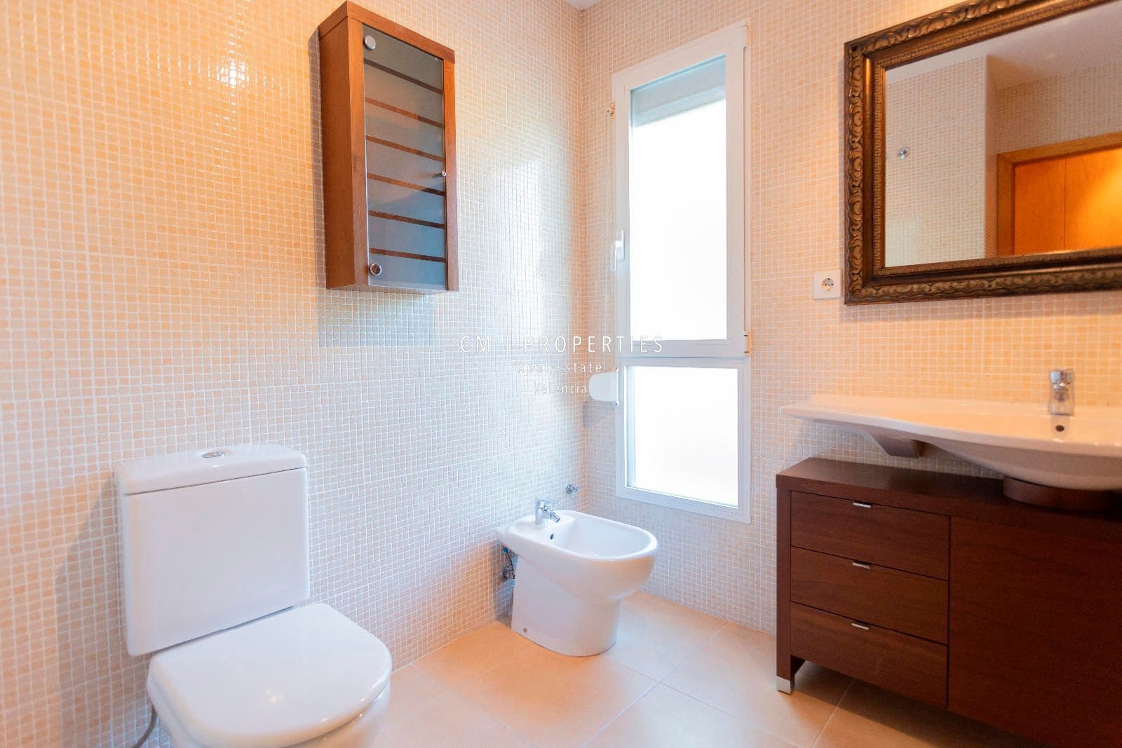 4 soveværelse Penthouse til leje i Betera med swimmingpool garage - € 2.750 (Ref: 9077082)