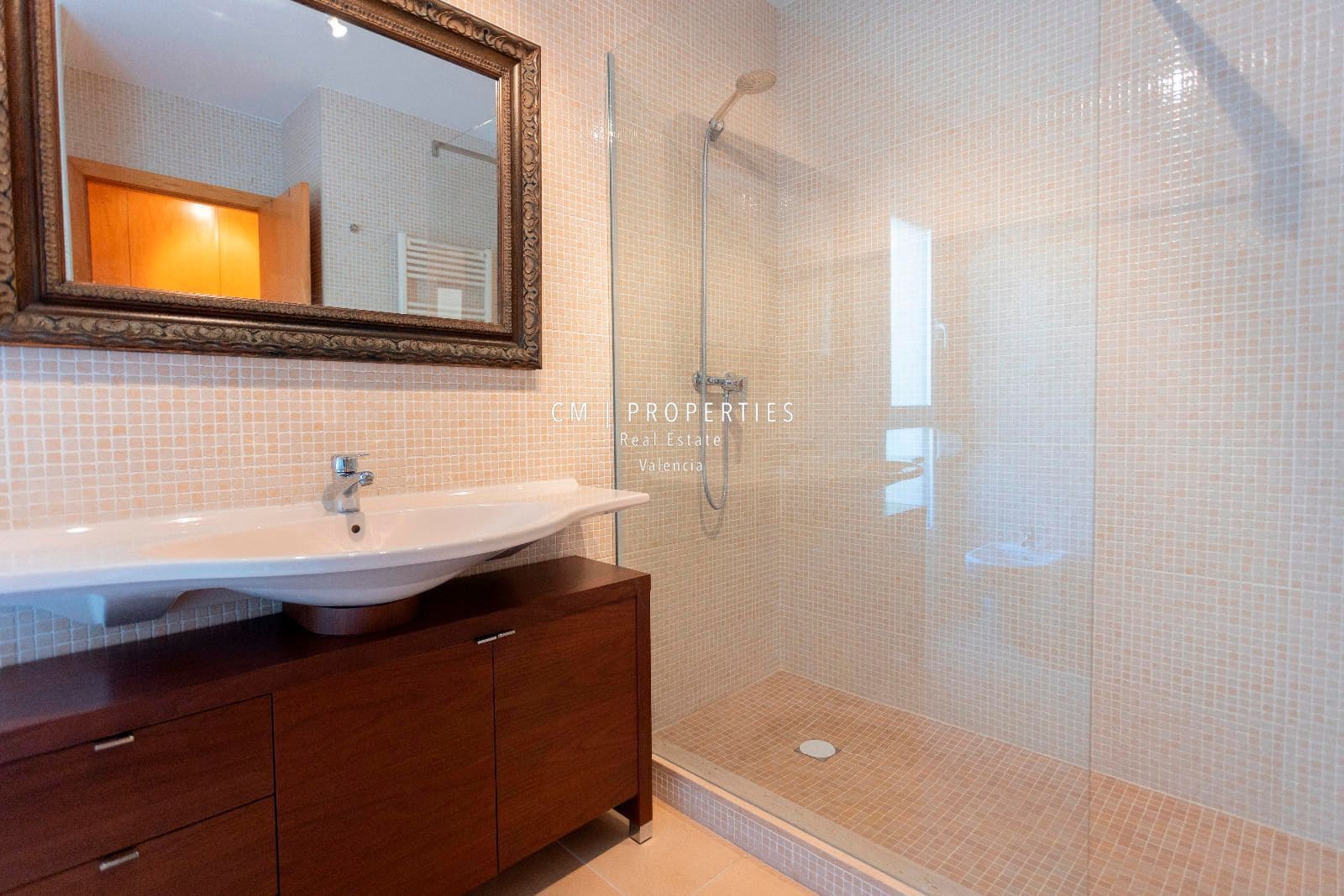 4 soveværelse Penthouse til leje i Betera med swimmingpool garage - € 2.750 (Ref: 9077082)