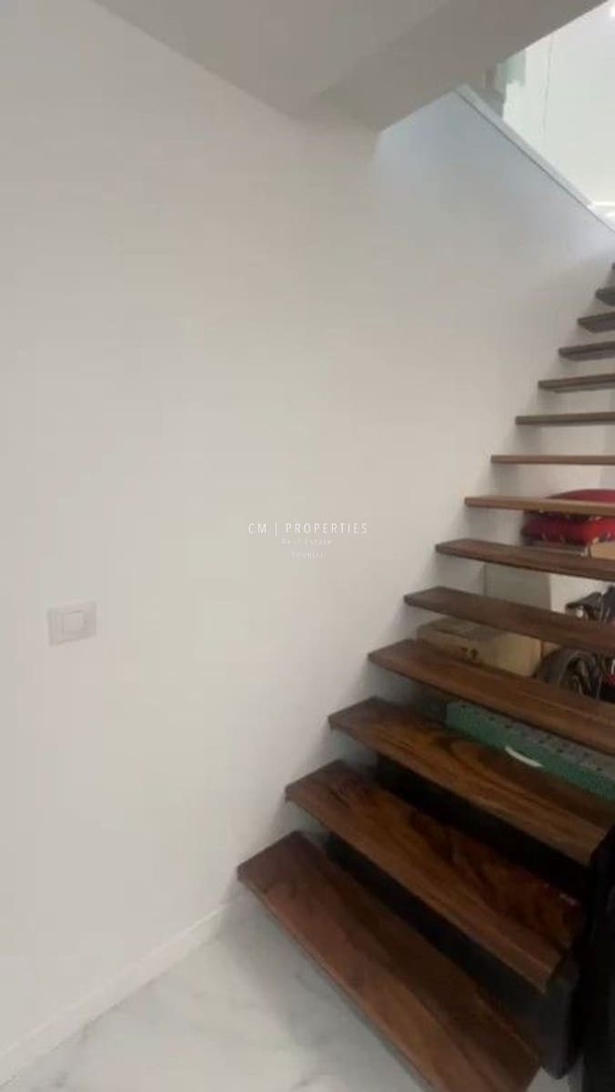 3 slaapkamer Villa te koop in Chiva met zwembad garage - € 439.000 (Ref: 9077468)