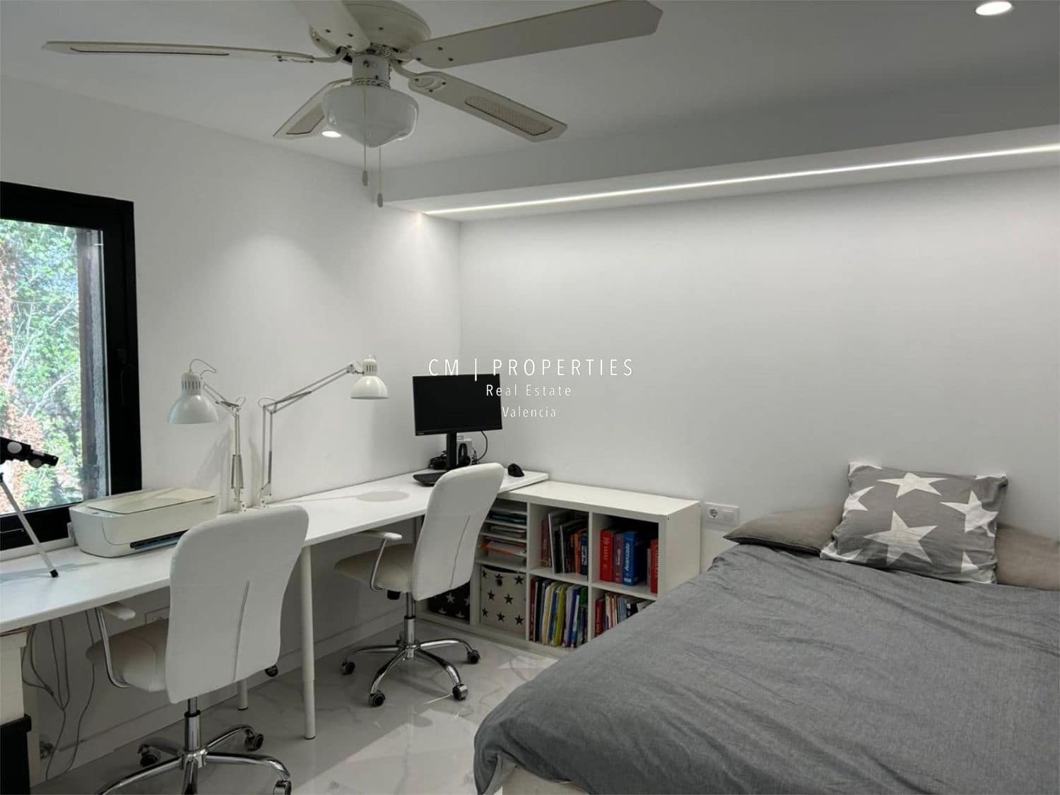 3 slaapkamer Villa te koop in Chiva met zwembad garage - € 439.000 (Ref: 9077468)