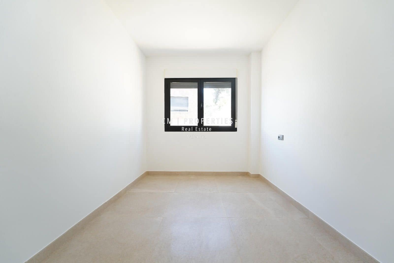 4 makuuhuone Omakotitalo myytävänä paikassa Chiva mukana 
autotalli - 350 000 € (Ref: 9092207)