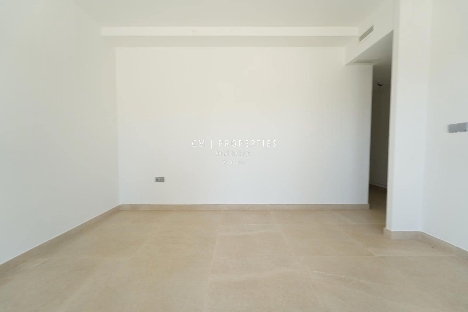 4 makuuhuone Omakotitalo myytävänä paikassa Chiva mukana 
autotalli - 350 000 € (Ref: 9092207)