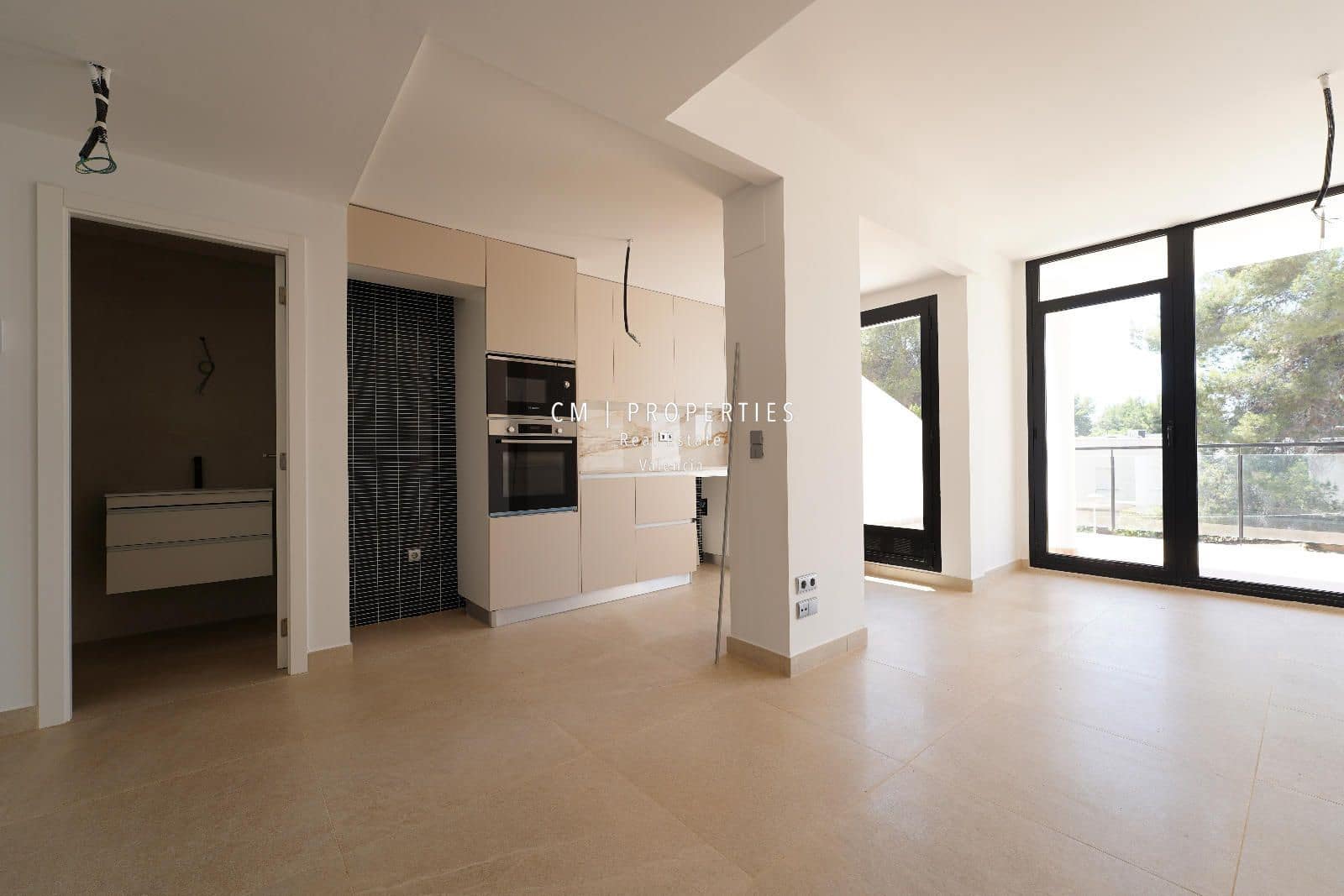 4 makuuhuone Omakotitalo myytävänä paikassa Chiva mukana 
autotalli - 350 000 € (Ref: 9092207)