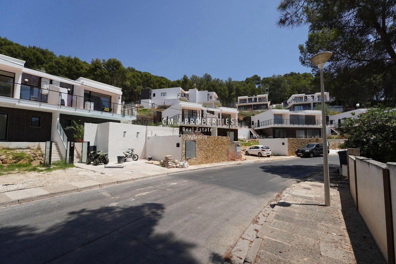 4 makuuhuone Omakotitalo myytävänä paikassa Chiva mukana 
autotalli - 350 000 € (Ref: 9092207)