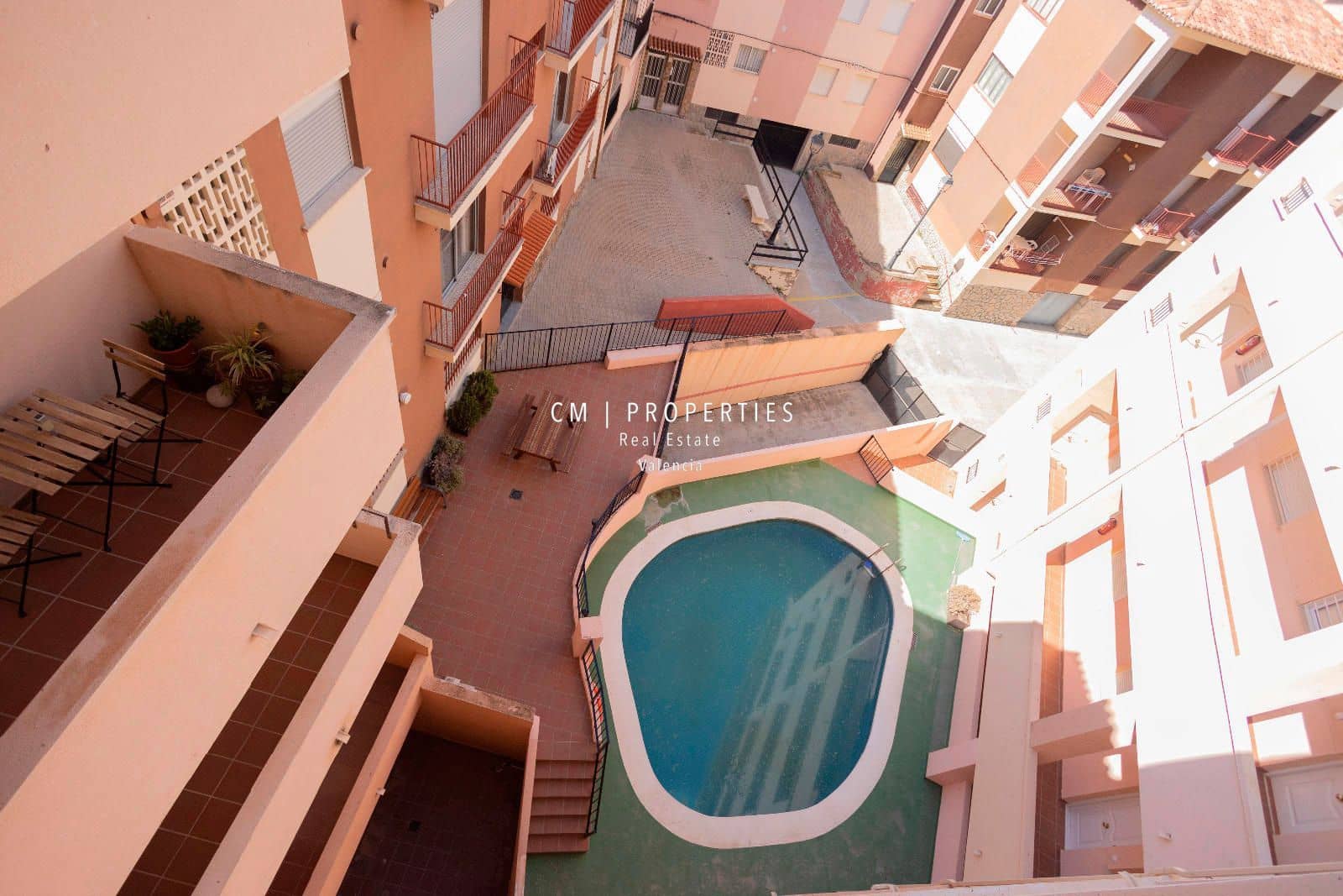 3 slaapkamer Penthouse te huur in Toras met zwembad garage - € 750 (Ref: 9097391)