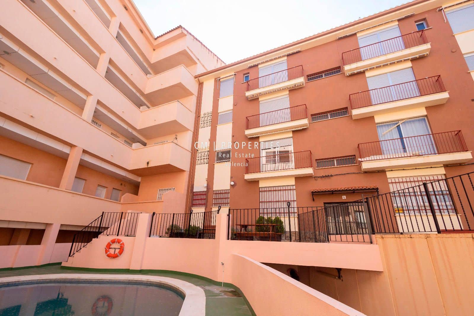 3 slaapkamer Penthouse te huur in Toras met zwembad garage - € 750 (Ref: 9097391)