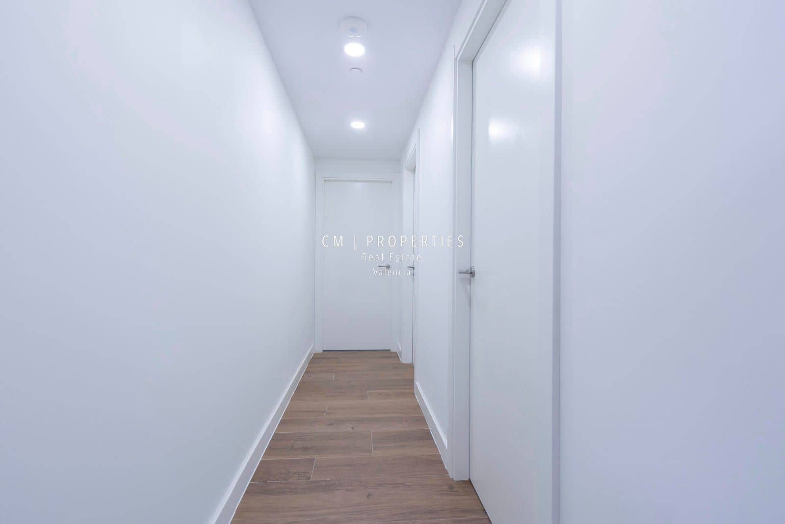 3 sypialnia Mieszkanie do wynajęcia w Miasto Walencja z basenem garażem - 4 900 € (Ref: 9099935)