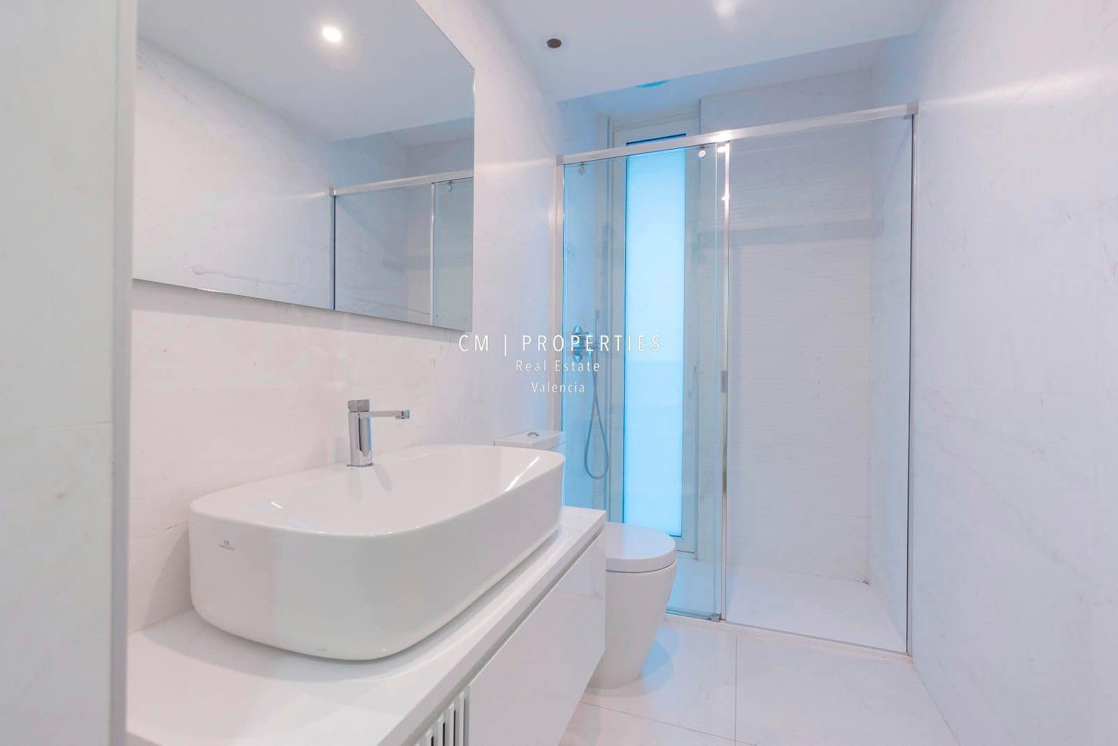 3 sypialnia Mieszkanie do wynajęcia w Miasto Walencja z basenem garażem - 4 900 € (Ref: 9099935)