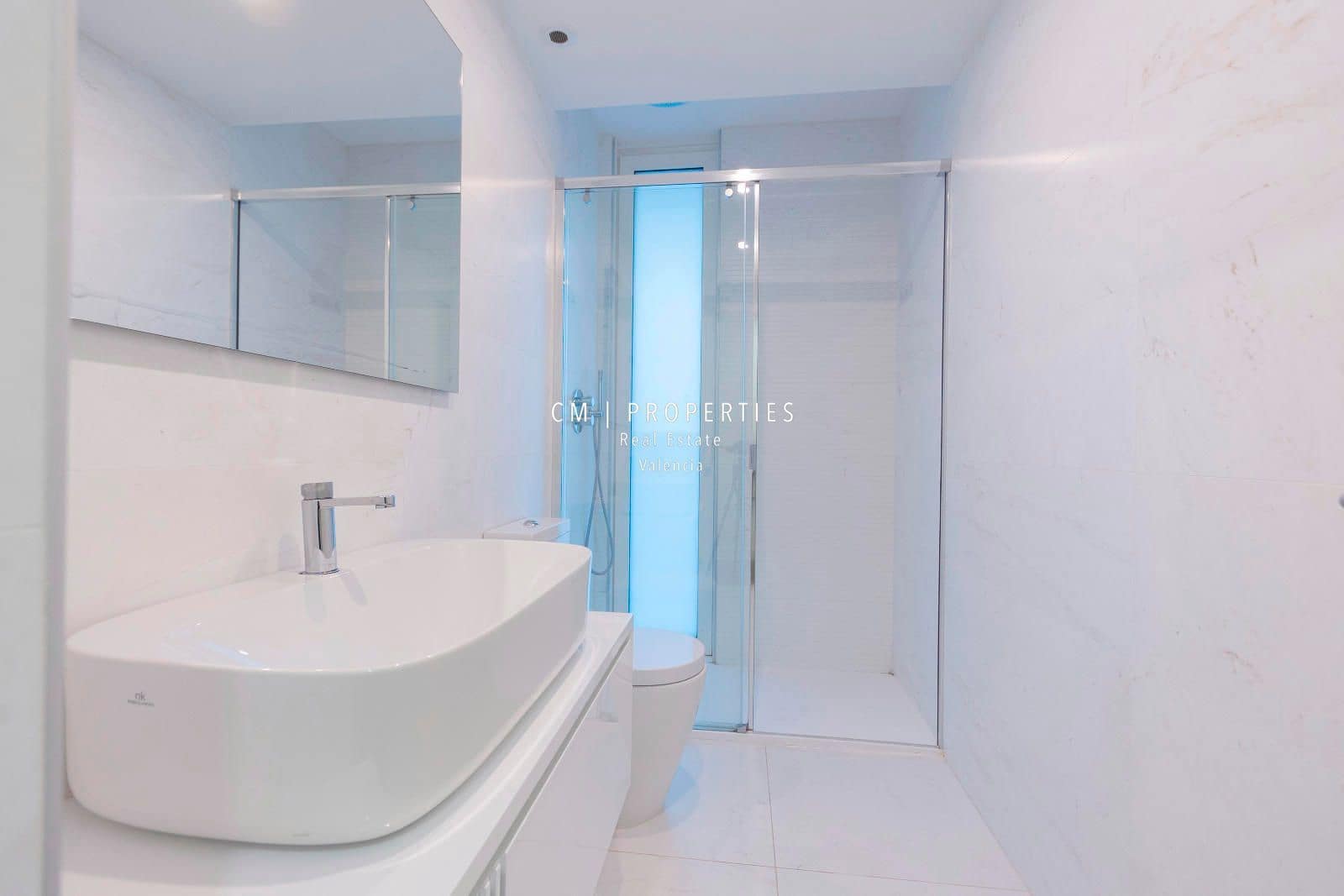 3 sypialnia Mieszkanie do wynajęcia w Miasto Walencja z basenem garażem - 4 900 € (Ref: 9099935)