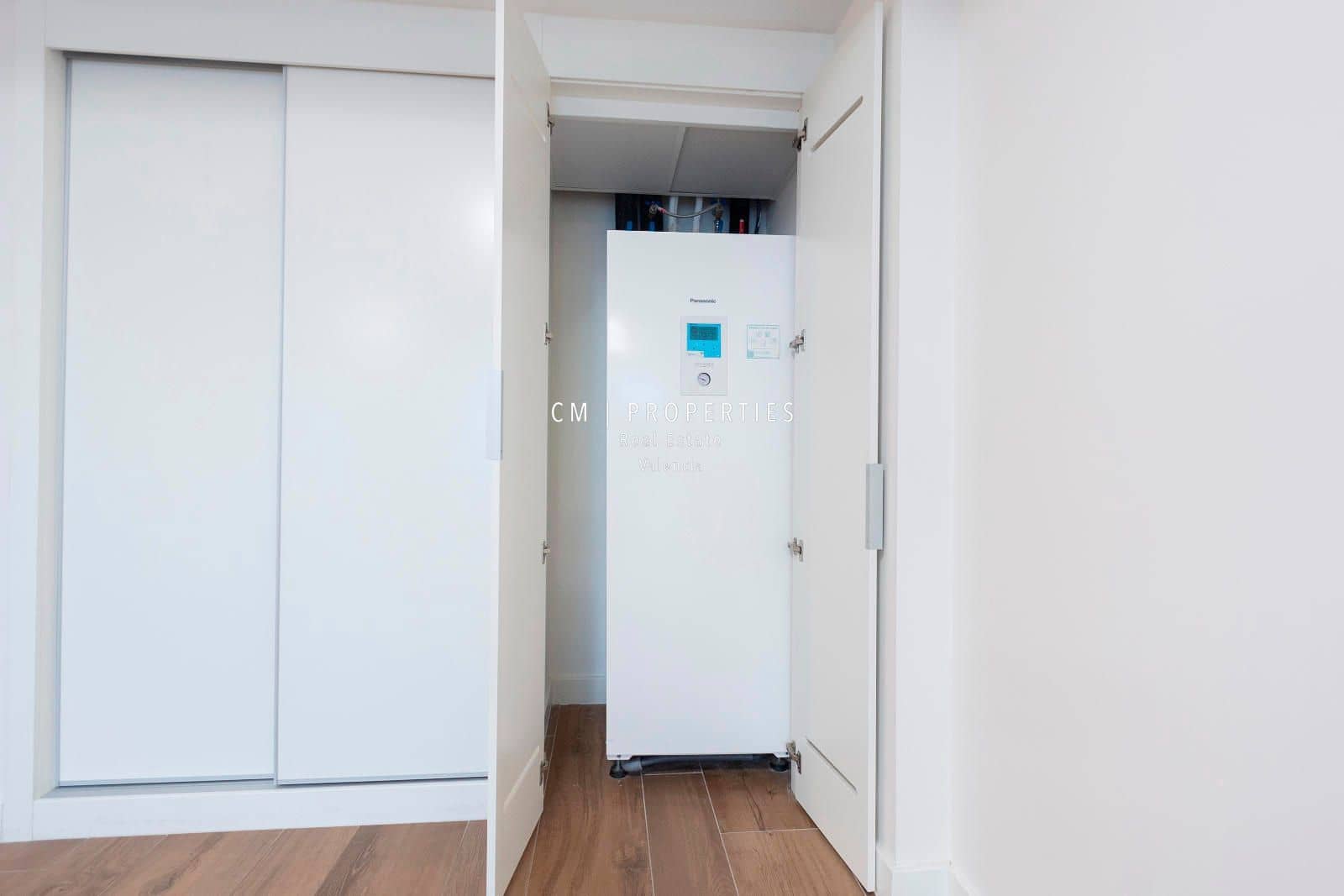 3 sypialnia Mieszkanie do wynajęcia w Miasto Walencja z basenem garażem - 4 900 € (Ref: 9099935)