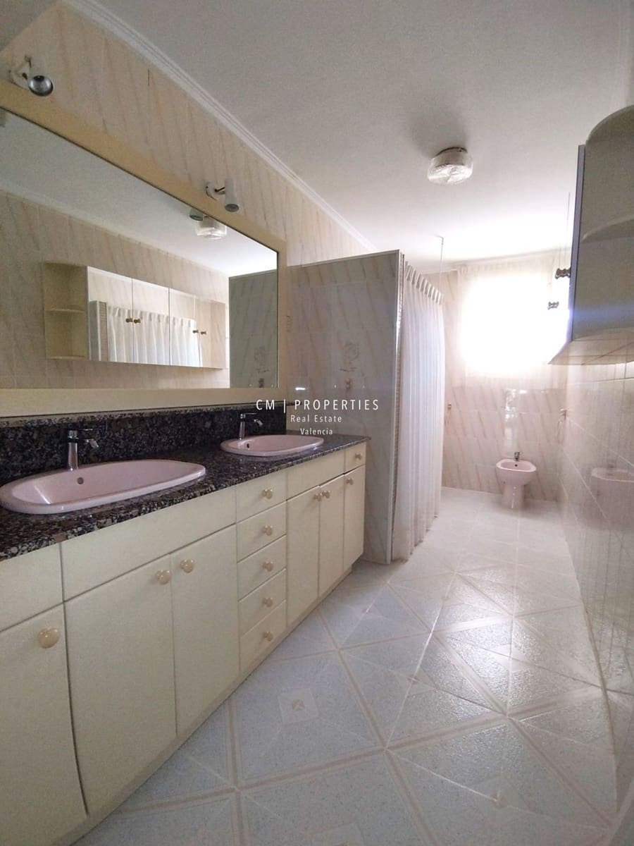 10 sovrum Villa till salu i Betera med pool garage - 900 000 € (Ref: 9101367)