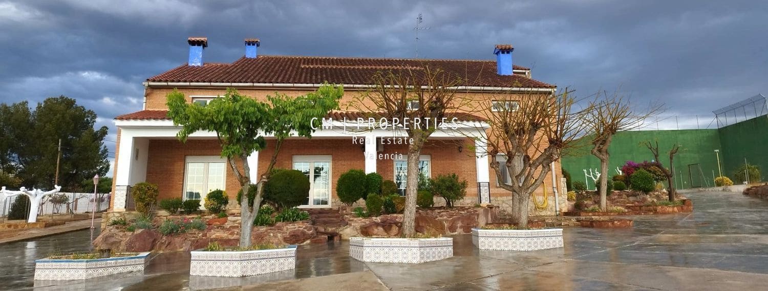 10 sovrum Villa till salu i Betera med pool garage - 900 000 € (Ref: 9101367)