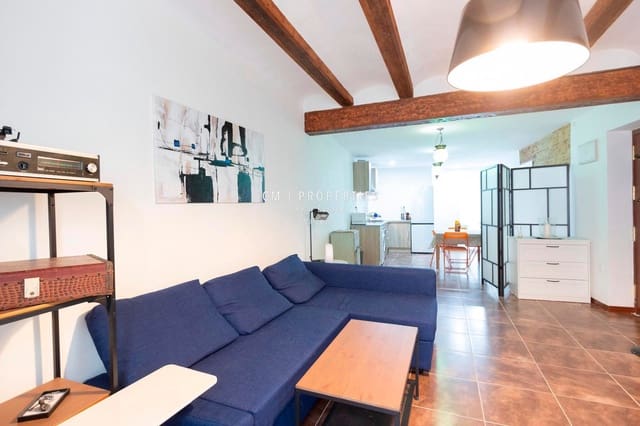 2 sovrum Lägenhet att hyra i Ciutat Vella, Valencia stad - 1 600 € (Ref: 9103911)